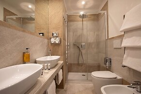 Hotel Diana Roof Garden