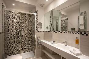 Hotel Diana Roof Garden