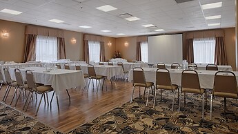 Best Western Grande Prairie Hotel & Suites