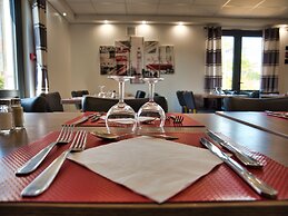 Hotel Restaurant La Chaumiere Les Mureaux - Flins