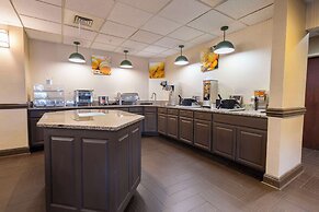 Comfort Suites