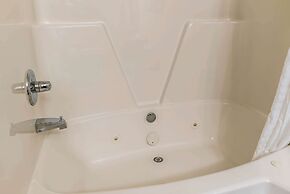 Comfort Suites