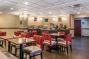 Comfort Suites