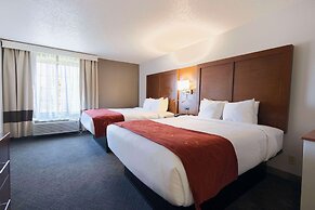 Comfort Suites