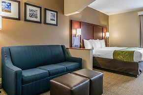 Comfort Suites