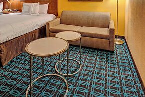 Fairfield Inn & Suites by Marriott Near Universal Orlando