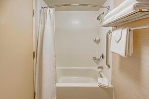 Fairfield Inn & Suites by Marriott Near Universal Orlando