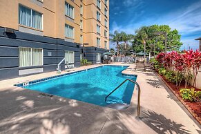 Fairfield Inn & Suites by Marriott Near Universal Orlando