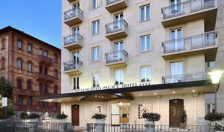 Hotel Sangallo Palace