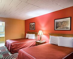 Rodeway Inn University