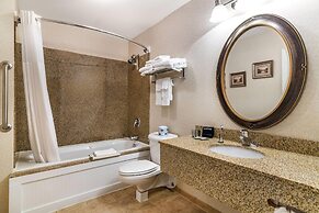 Maine Evergreen Hotel, an Ascend Collection Hotel