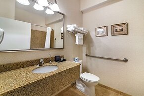 Maine Evergreen Hotel, Ascend Hotel Collection