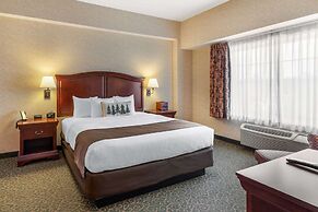 Maine Evergreen Hotel, Ascend Hotel Collection