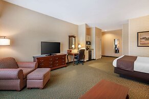 Maine Evergreen Hotel, Ascend Hotel Collection