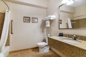 Maine Evergreen Hotel, Ascend Hotel Collection