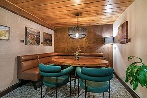 Maine Evergreen Hotel, Ascend Hotel Collection