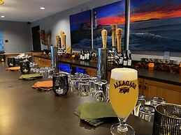 Maine Evergreen Hotel, Ascend Hotel Collection