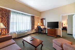 Maine Evergreen Hotel, Ascend Hotel Collection