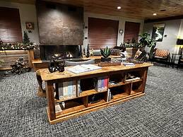 Maine Evergreen Hotel, Ascend Hotel Collection