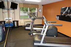 Country Inn & Suites by Radisson, Lansing, MI