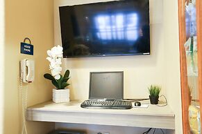 Days Inn by Wyndham Calgary Airport