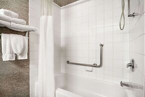 Days Inn by Wyndham Calgary Airport