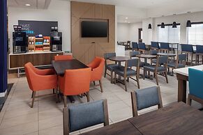 Holiday Inn Express & Suites Albermarle by IHG