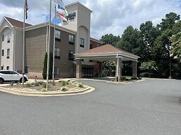 Holiday Inn Express & Suites Albermarle by IHG