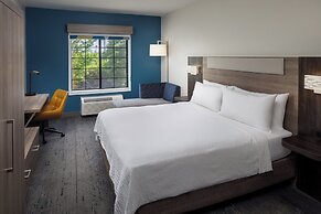 Holiday Inn Express & Suites Albermarle by IHG