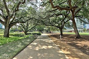 Holiday Inn Express Hotel & Suites Houston-Downtown Conv Ctr by IHG