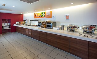 Holiday Inn Express Swindon - West by IHG