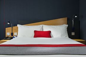 Holiday Inn Express Swindon - West by IHG