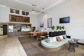 Holiday Inn Victoria Elk Lake by IHG