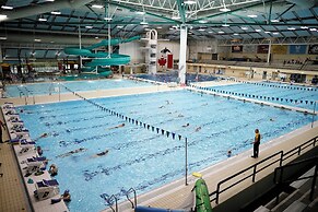 Holiday Inn Victoria Elk Lake by IHG