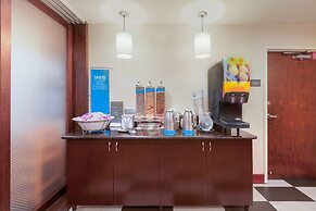 Hampton Inn San Marcos, CA