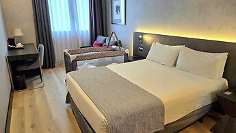 Hotel ILUNION Bel Art