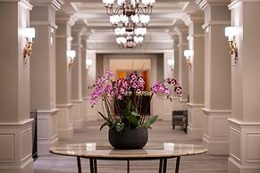 The Ritz-Carlton Naples, Tiburón