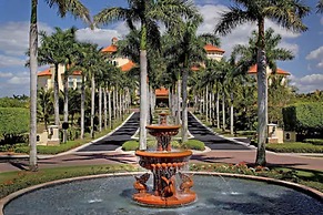 The Ritz-Carlton Naples, Tiburón