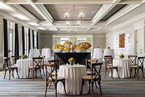 The Ritz-Carlton Naples, Tiburón