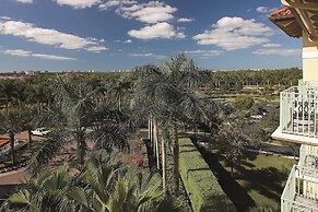 The Ritz-Carlton Naples, Tiburón