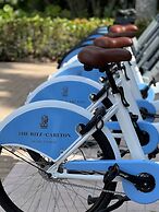 The Ritz-Carlton Naples, Tiburón