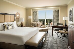 The Ritz-Carlton Naples, Tiburón