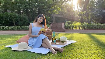 Lakeside Chalet - Mumbai, Marriott Executive Apartments