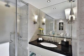 Lakeside Chalet - Mumbai, Marriott Executive Apartments