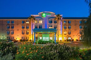Holiday Inn Express Hotel & Suites PEORIA NORTH - GLENDALE, an IHG Hot