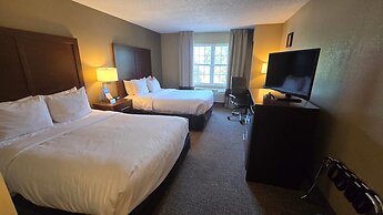 Comfort Inn & Suites Grafton - Cedarburg