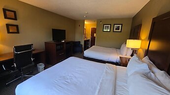 Comfort Inn & Suites Grafton - Cedarburg