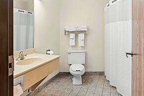 Americas Best Value Inn Tahquamenon Country