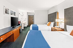 Americas Best Value Inn Tahquamenon Country