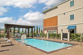 Best Western Plus Denton Inn & Suites